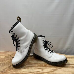 Doc Martens - White - Patent Leather Lace Up Boots - Women's 7 (Men's 6)